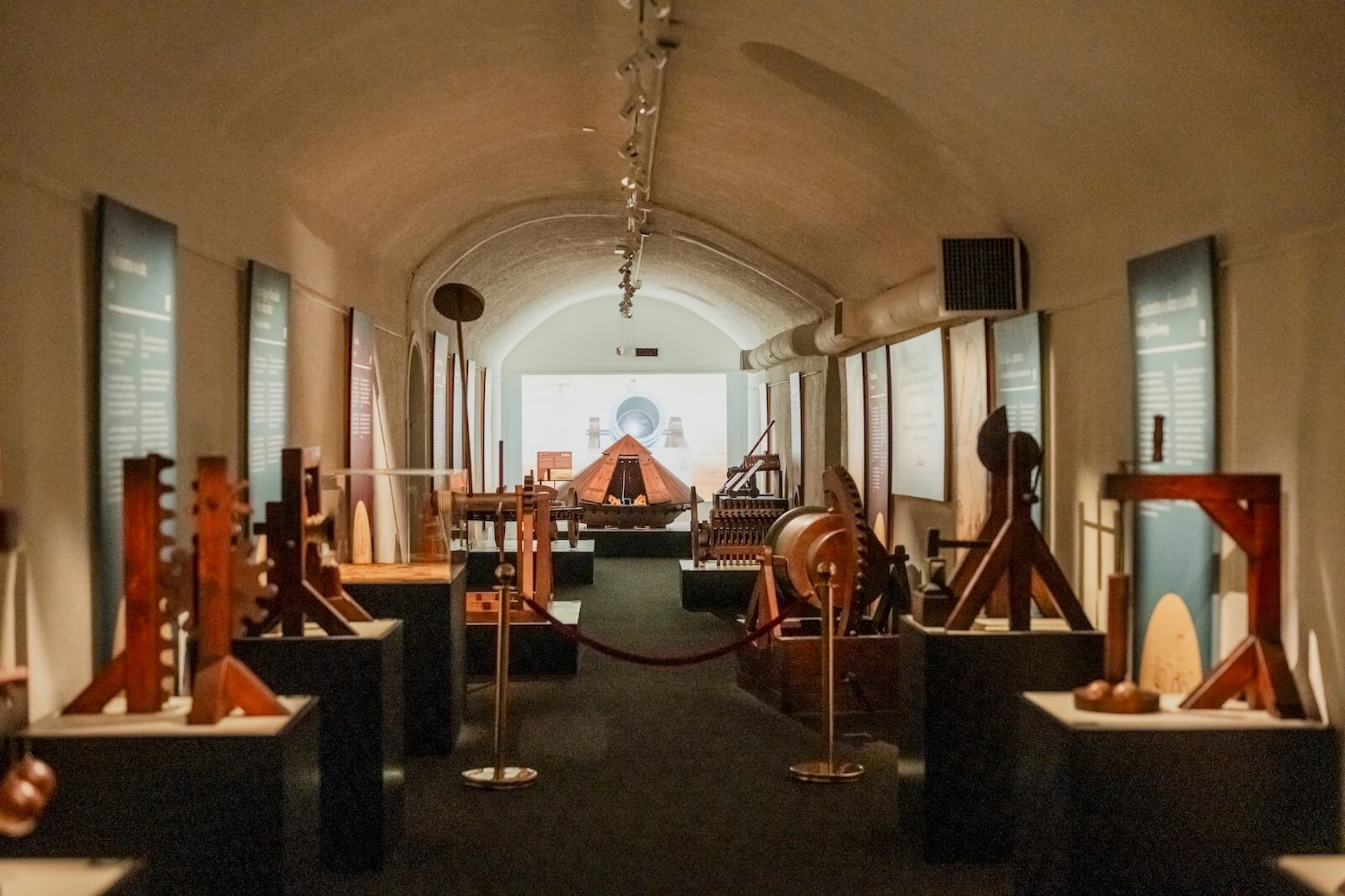 Da Vinci's machine inventions