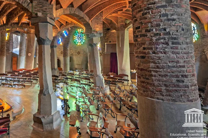 Gaudí's Crypt and Colonia Güell: Guided Tour
