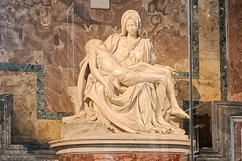 The famous Pietà by Michelangelo