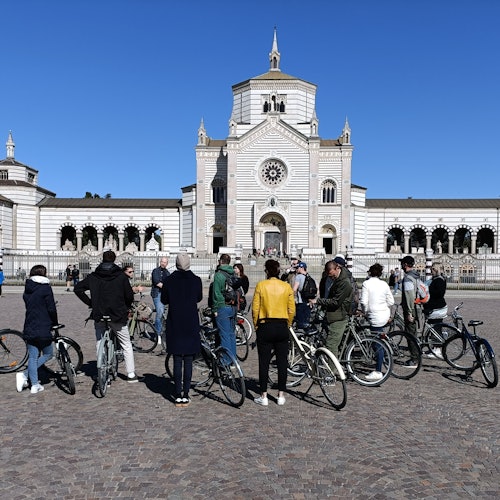 Milan: City Bike Tour