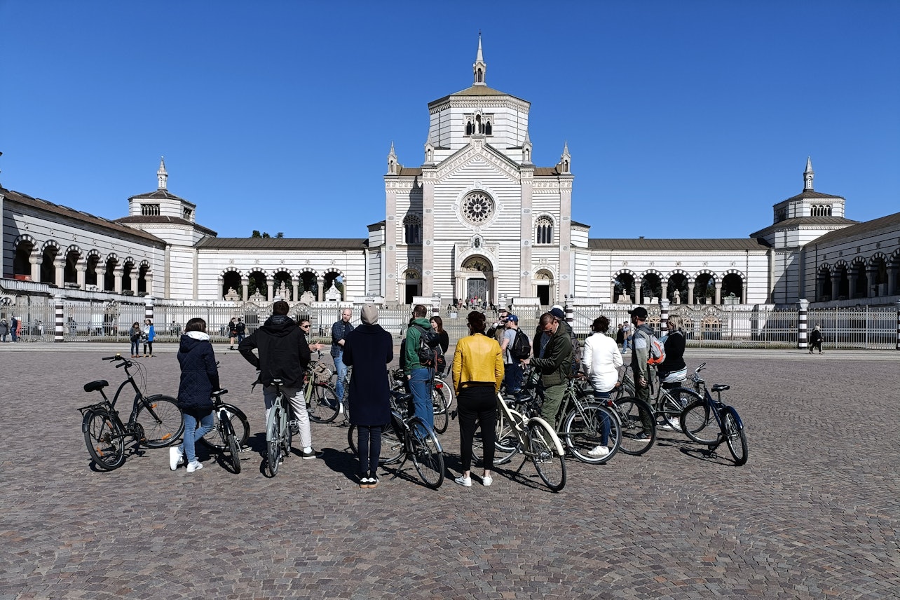 Milán: Visita a la ciudad en bicicleta - Alojamientos en Milán
