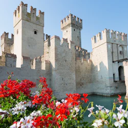 Verona, Lake Garda & Sirmione: Guided Tour from Venice + Boat Cruise 4