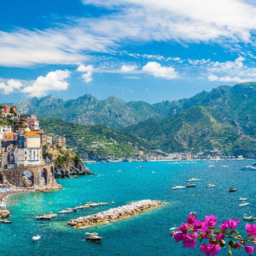 Amalfi Coast & Positano: Roundtrip from Naples