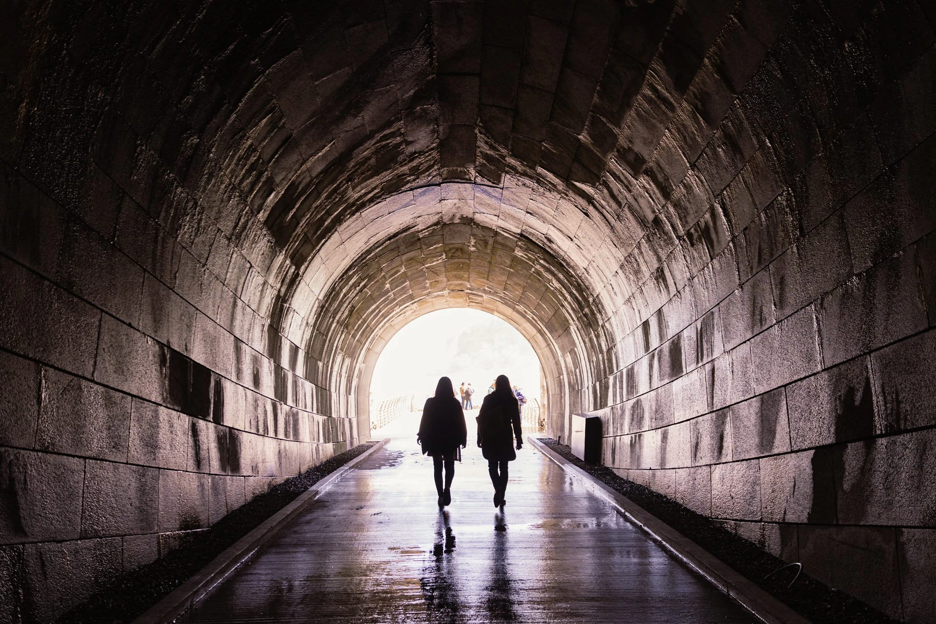 Niagara Falls Power Station Tour with Skylon Tower & Tailrace Tunnel Experience