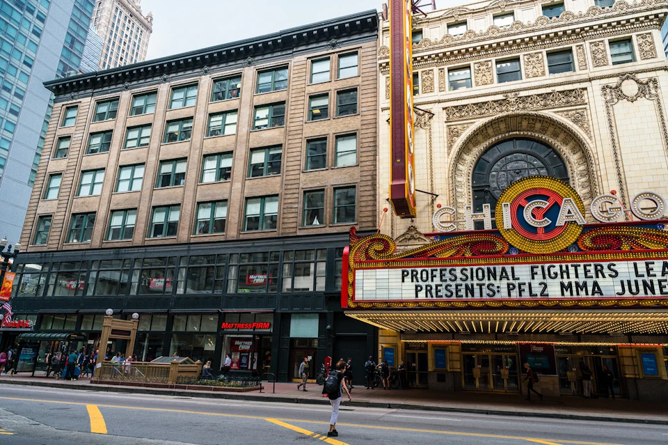 Chicago Architecture: A Walk Through Time