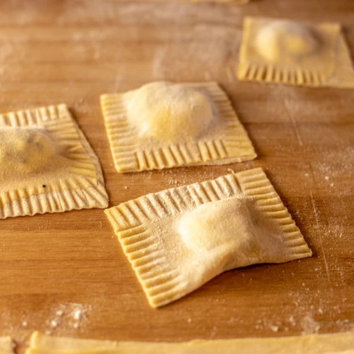 Florença: Aula de culinária de Tagliatelle, Ravioli e Tiramisu + vinho ilimitado - Photo 7