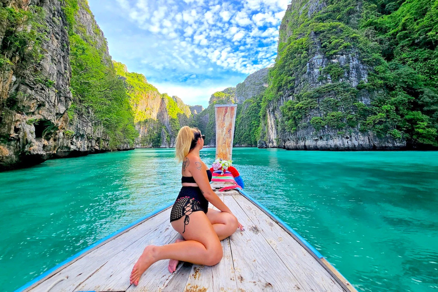 Phi Phi: Day Trip from Phuket + 4-Hour Private Longtail Tour