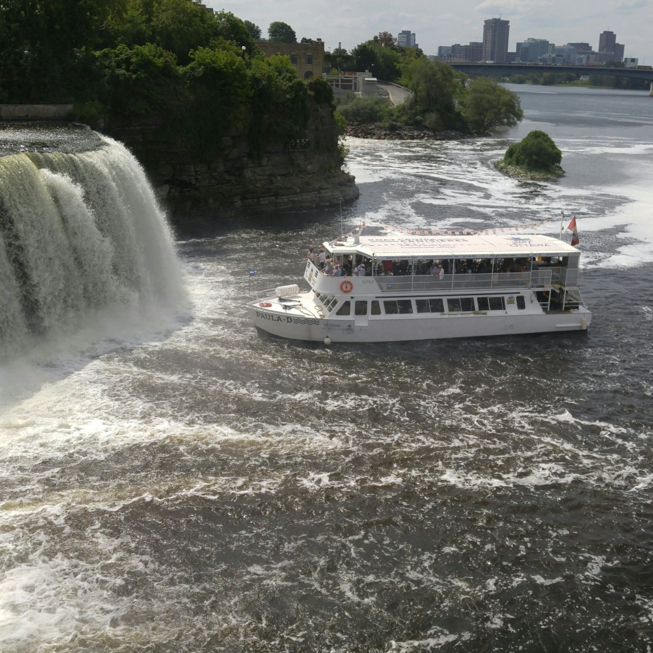 Ottawa River Boat Cruise - Accommodations in Ottawa