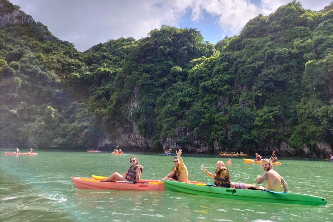 Ha Long Bay: Boat Cruise from Hanoi + Buffet Lunch + Optional Transfer 4