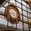 la célèbre horloge du musée d'orsay avec babylon tours