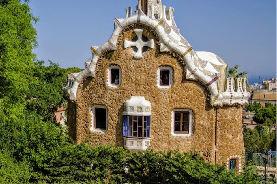 Park Güell: Exclusive Guided Tour With Priority Access
