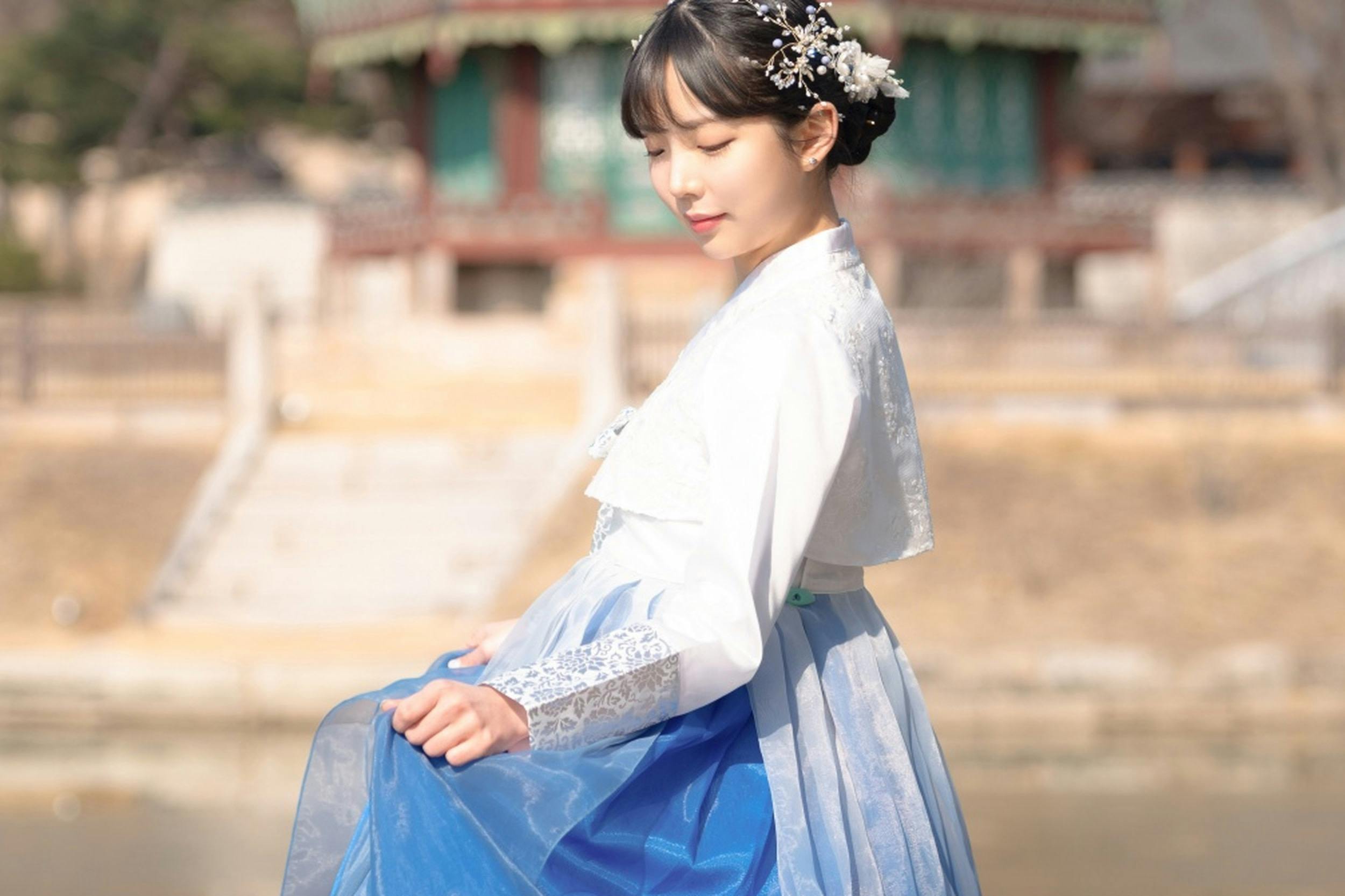Inkorea Hanbok: Hanbok de lujo y sesión de fotos profesional con un hanbok especial de príncipe