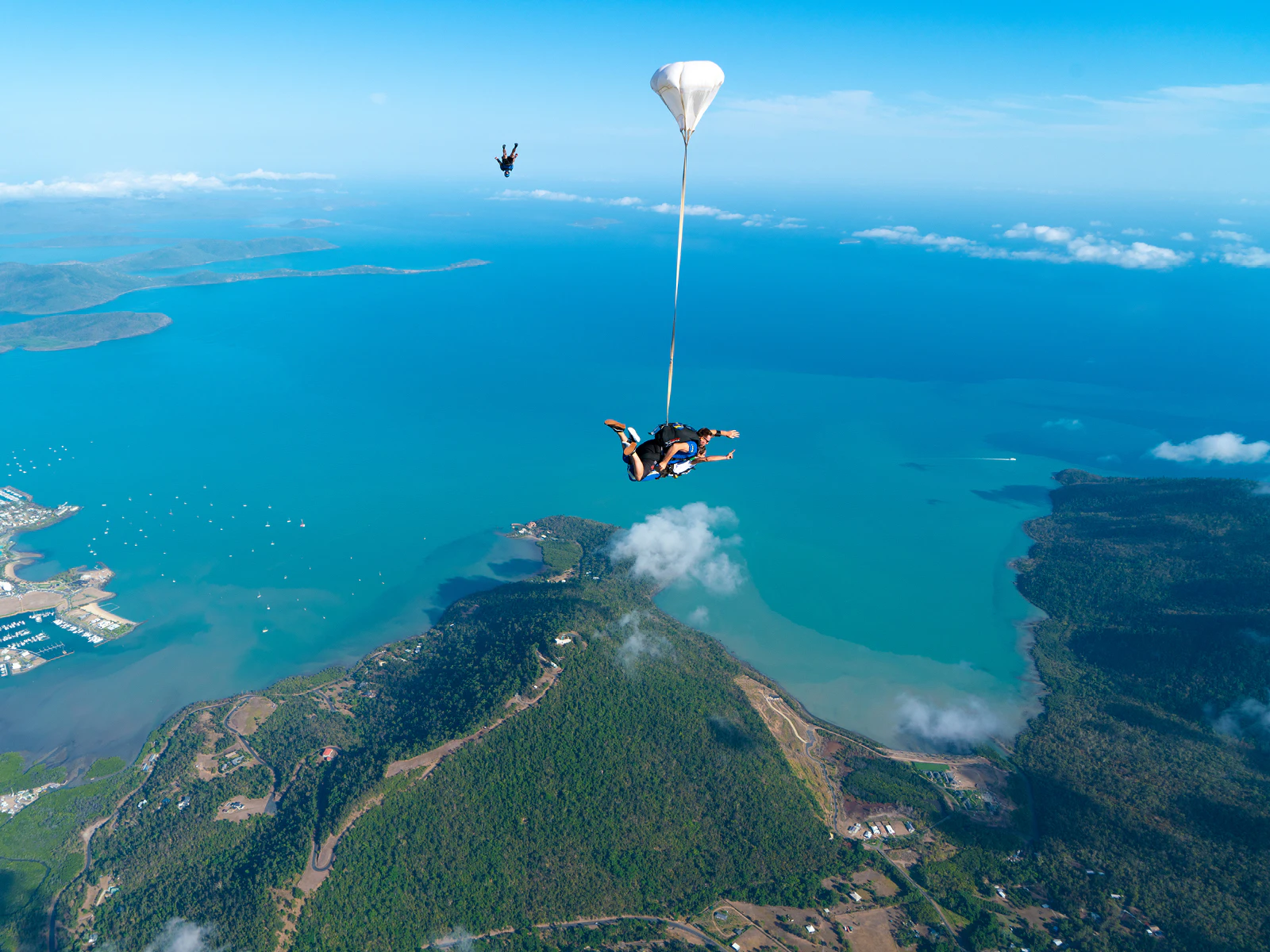 Skydive Airlie Beach