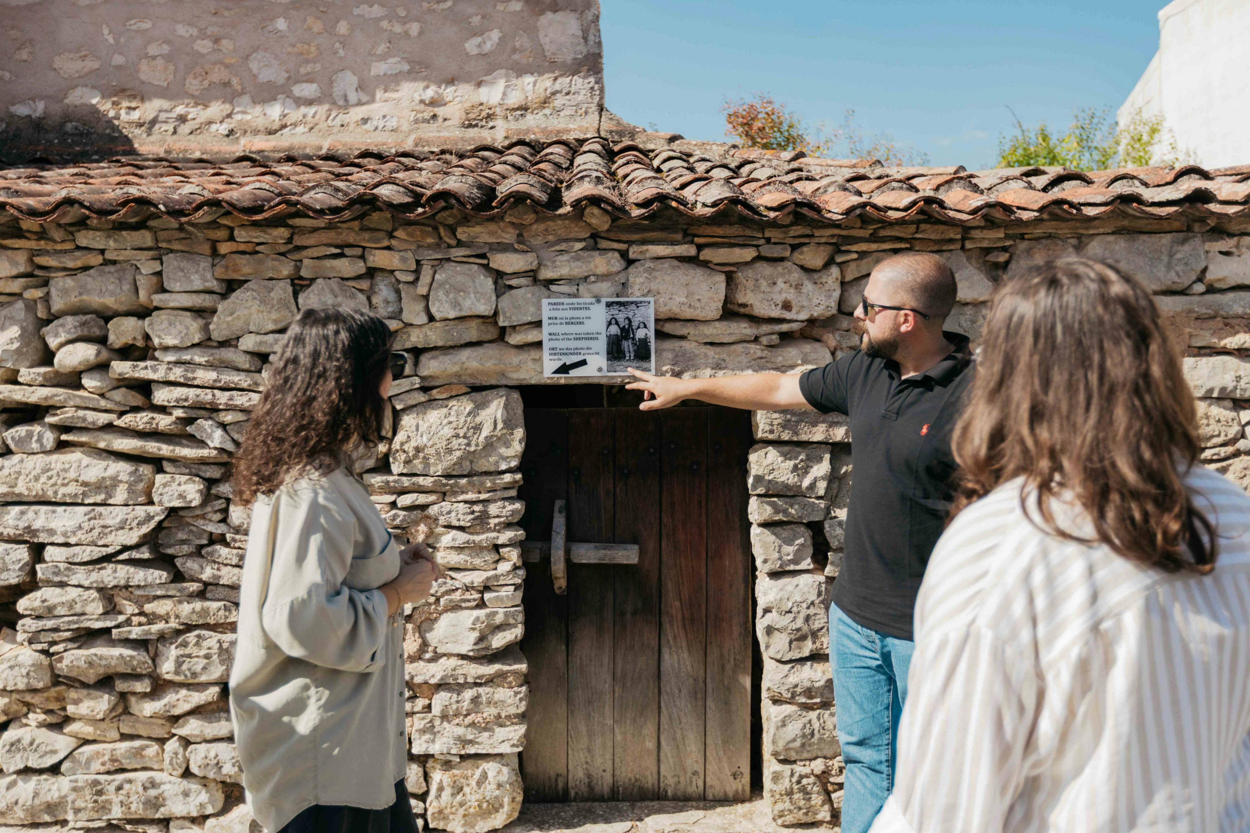 Santuário de Fátima: Viagem de um dia para pequenos grupos saindo de Lisboa - Photo 7