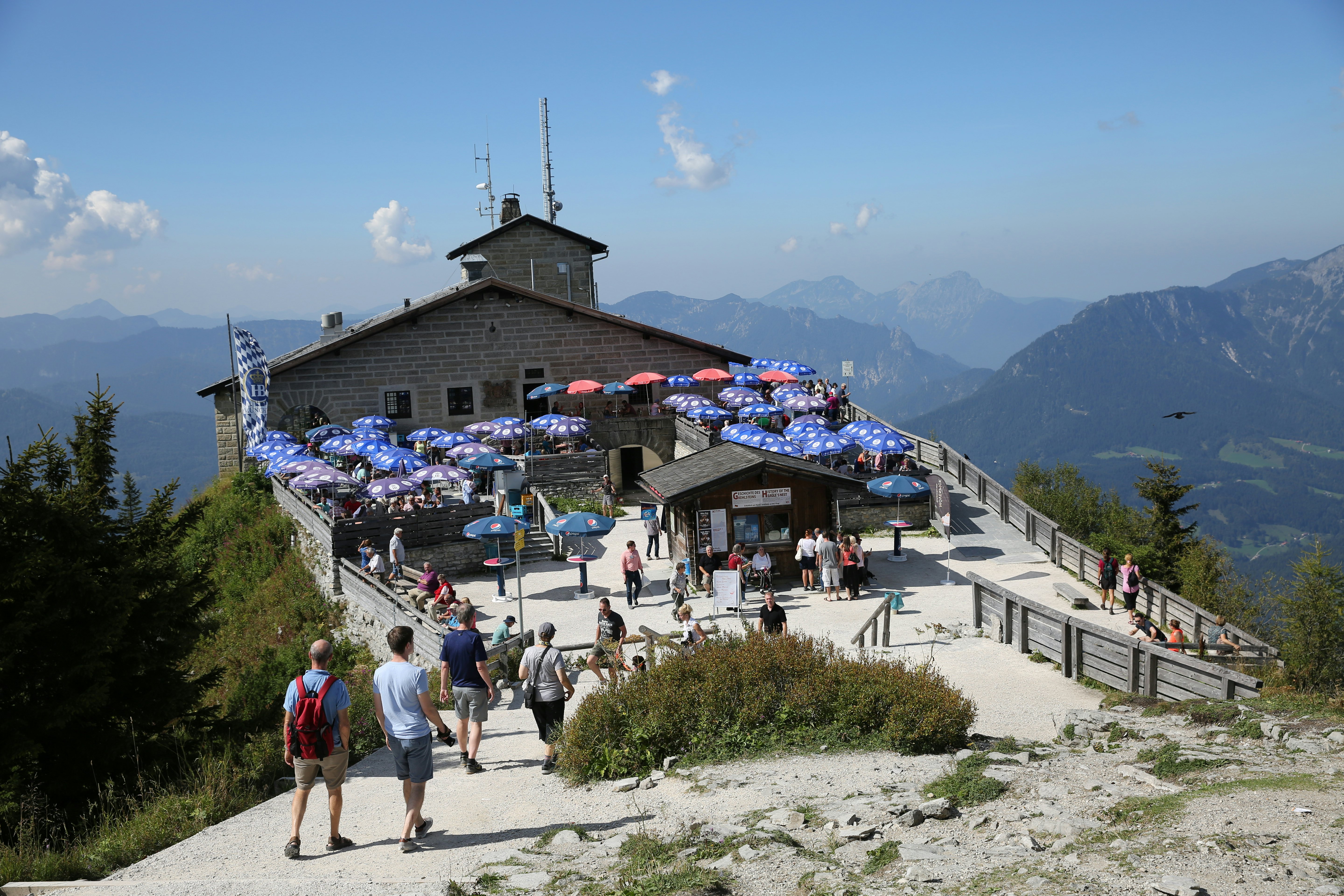 Hitler's Eagle's Nest: Entrance & Roundtrip from Salzburg