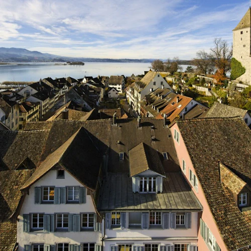 Rapperswil & Einsiedeln: Guided Tour from Zurich + Lindt Home of Chocolate - Photo 7