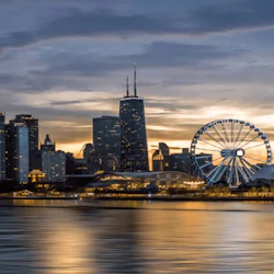 Chicago: Fireworks Cruise with River or Lake Viewing Options 5