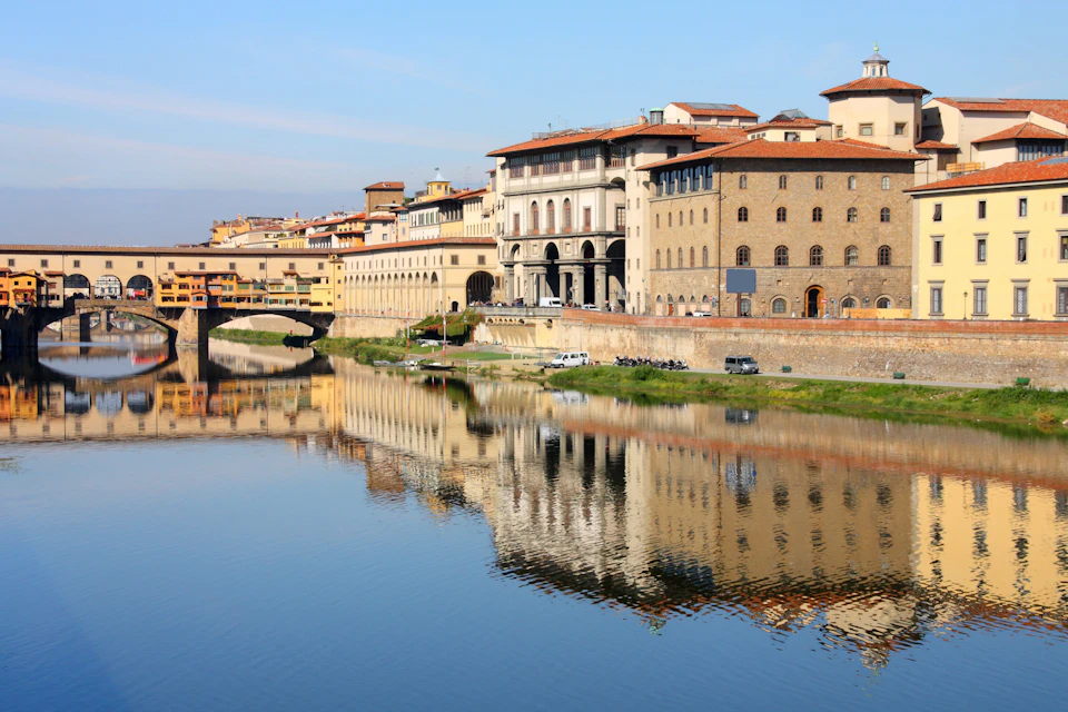 Uffizi view from the Arno river