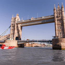 London: Guided Speedboat Tour by Thames Rockets 5
