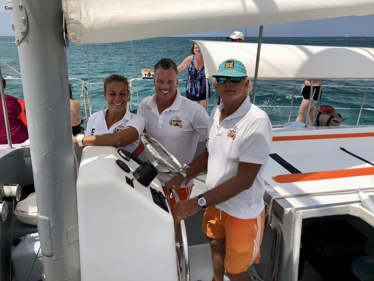 Happy Hour in Catamarano al Tramonto - Alloggi in Palm Beach