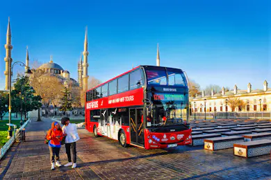 Istambul: excursão de ônibus Hop-On-Hop-Off de 1 dia + Palácio de ...