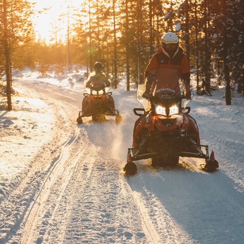 Rovaniemi: Visit to Santa's Village + Snowmobiling to Reindeer Farm