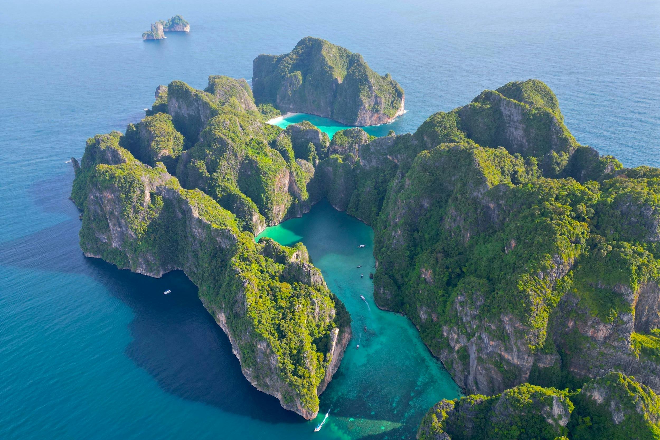 Illa Phi Phi Leh, vista des d'un dron
