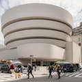 facciata dell'iconico museo Guggenheim di New York City
