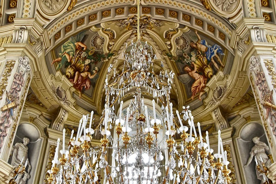 Ceiling