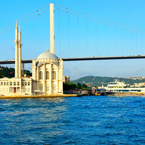Istanbul: Bosphorus & Golden Horn Sunset Yacht Cruise with Expert Guide - Photo 6