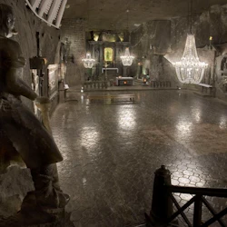 Wieliczka Salt Mine: Entry Ticket, Guided Tour + Private Transport 2