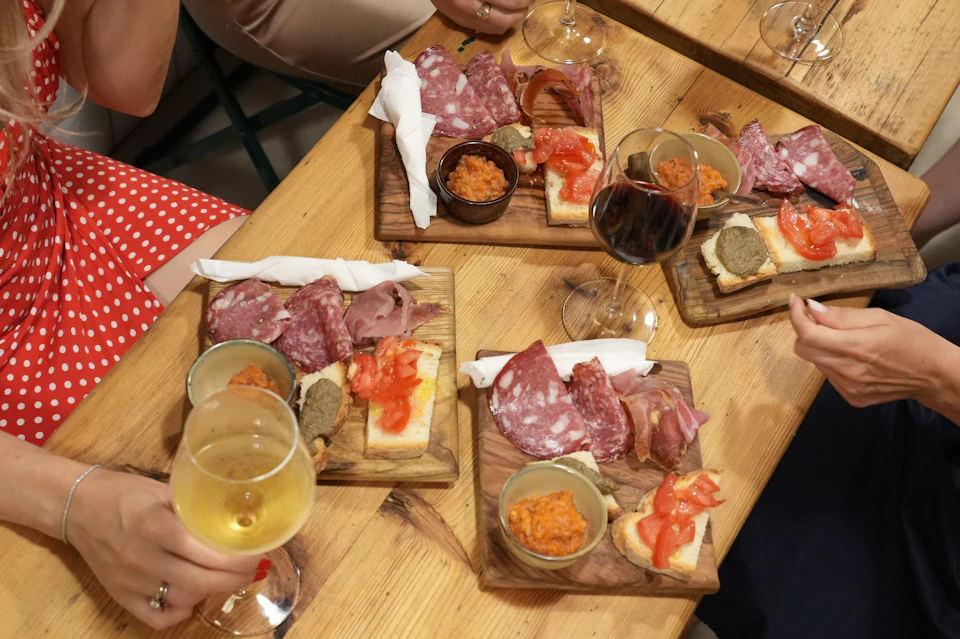 Enjoy sampling the finest local produce at a variety of delightful stops along the way!