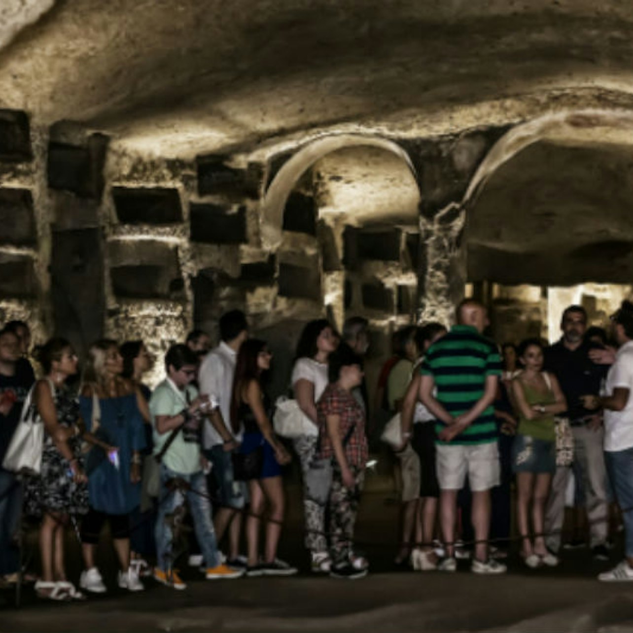 Catacumbas de San Gennaro: tour guiado - Acomodações em Nápoles