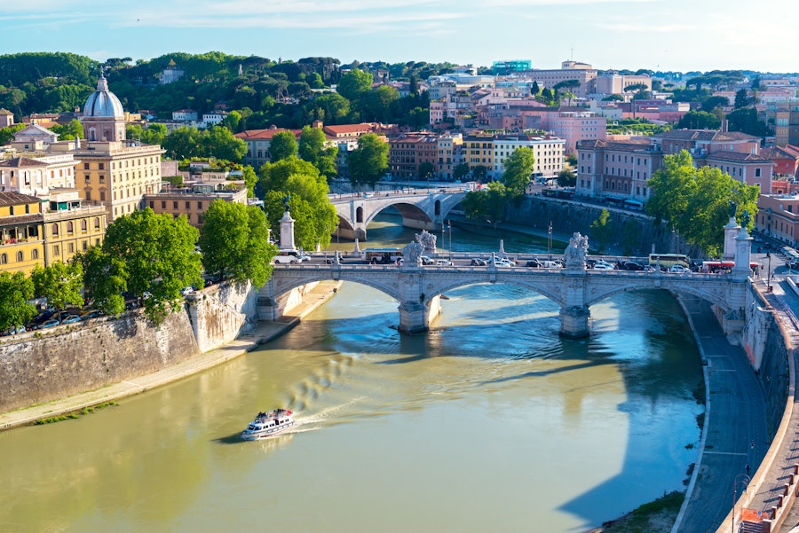 Rio De Roma Crucero turístico por el río Tíber en Roma - Hellotickets