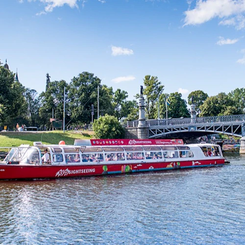Stockholm: Royal Bridges & Canal Boat Tour with Audio Guide - Photo 3