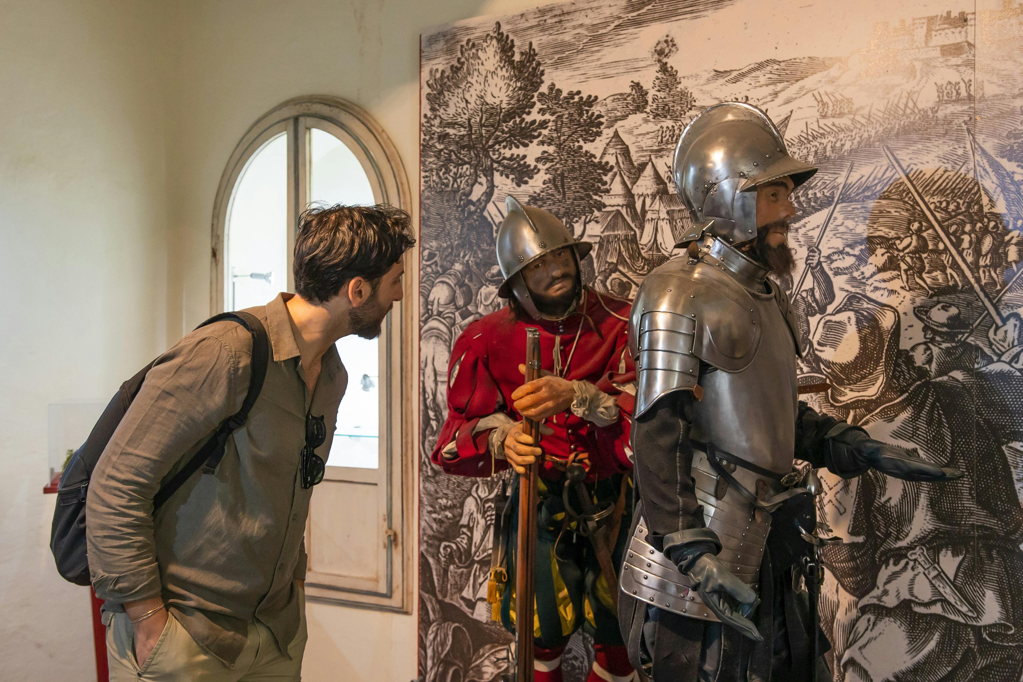 Medieval Tuscany Experience: Visit Monteriggioni and Val d'Orcia from Florence