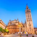 Giralda e retro della Cattedrale di Siviglia