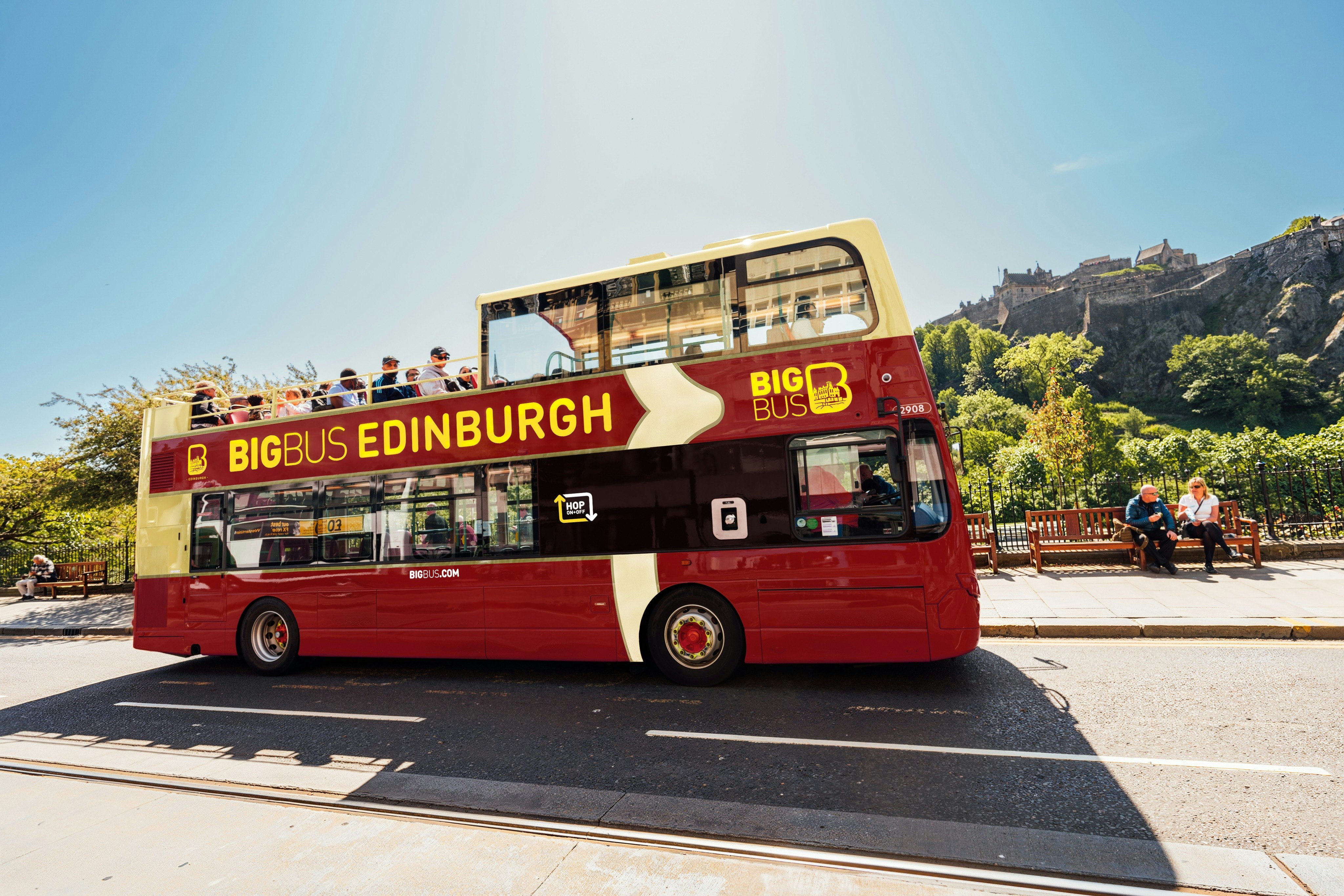 Big Bus Edinburgh: Hop-on Hop-off Bus Tour