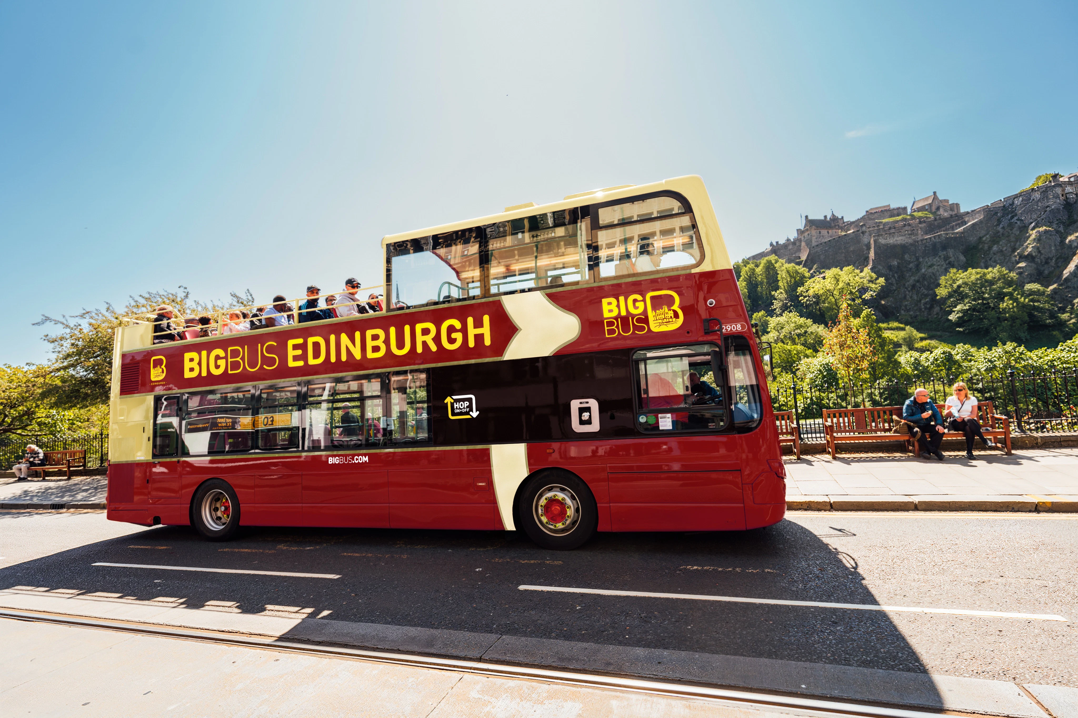 Big Bus Edinburgh: Hop-on Hop-off Bus Tour