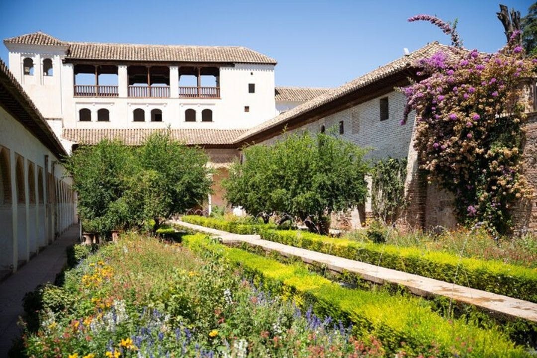 Alhambra: Visita guiada para pequenos grupos + degustações - Photo 9