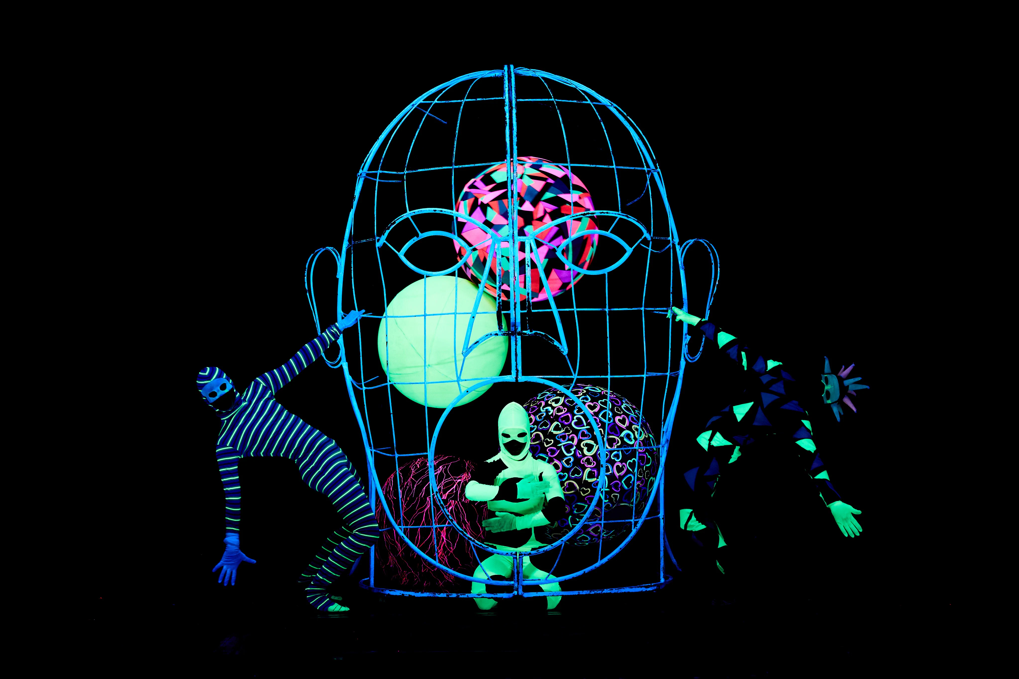 Prague: WOW Show Black Light Theatre