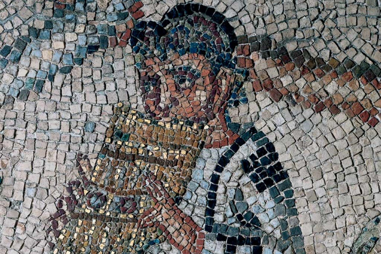 Mozaiki na podłogach domus