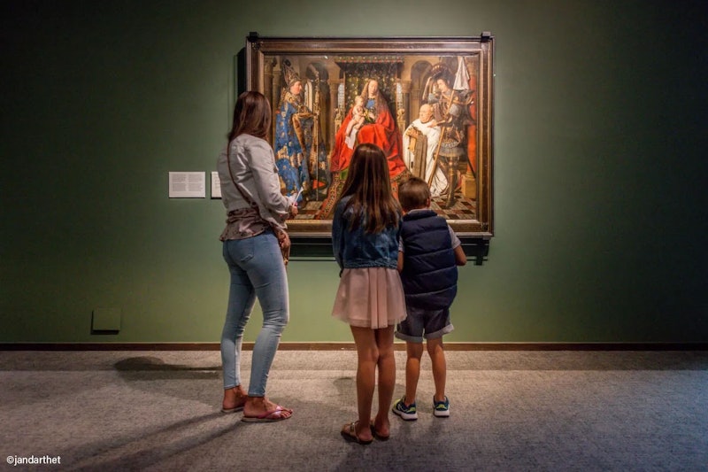„Madonna z kanonikiem Jorisem van der Paele” Jana van Eycka w Groeningemuseum