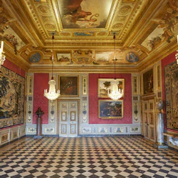 Château de Vaux-le-Vicomte: Entry Ticket + Roundtrip Transfer from Melun 4