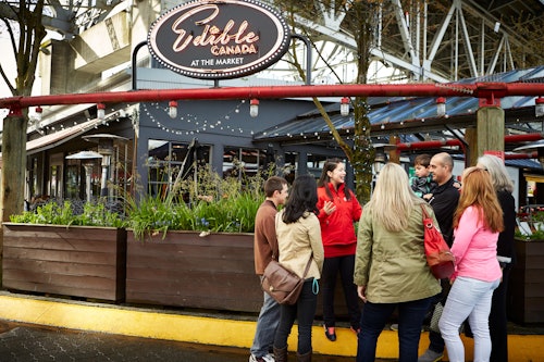Vancouver: Granville Island Market Guided Food Tour