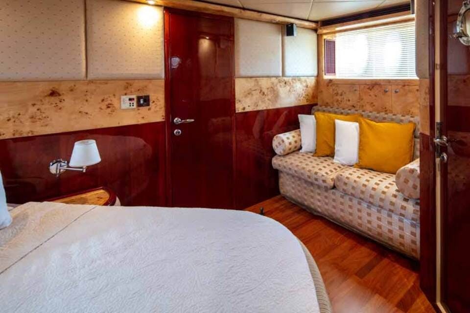 61フィートラグジュアリーヨットチャーター-シルバークリーク