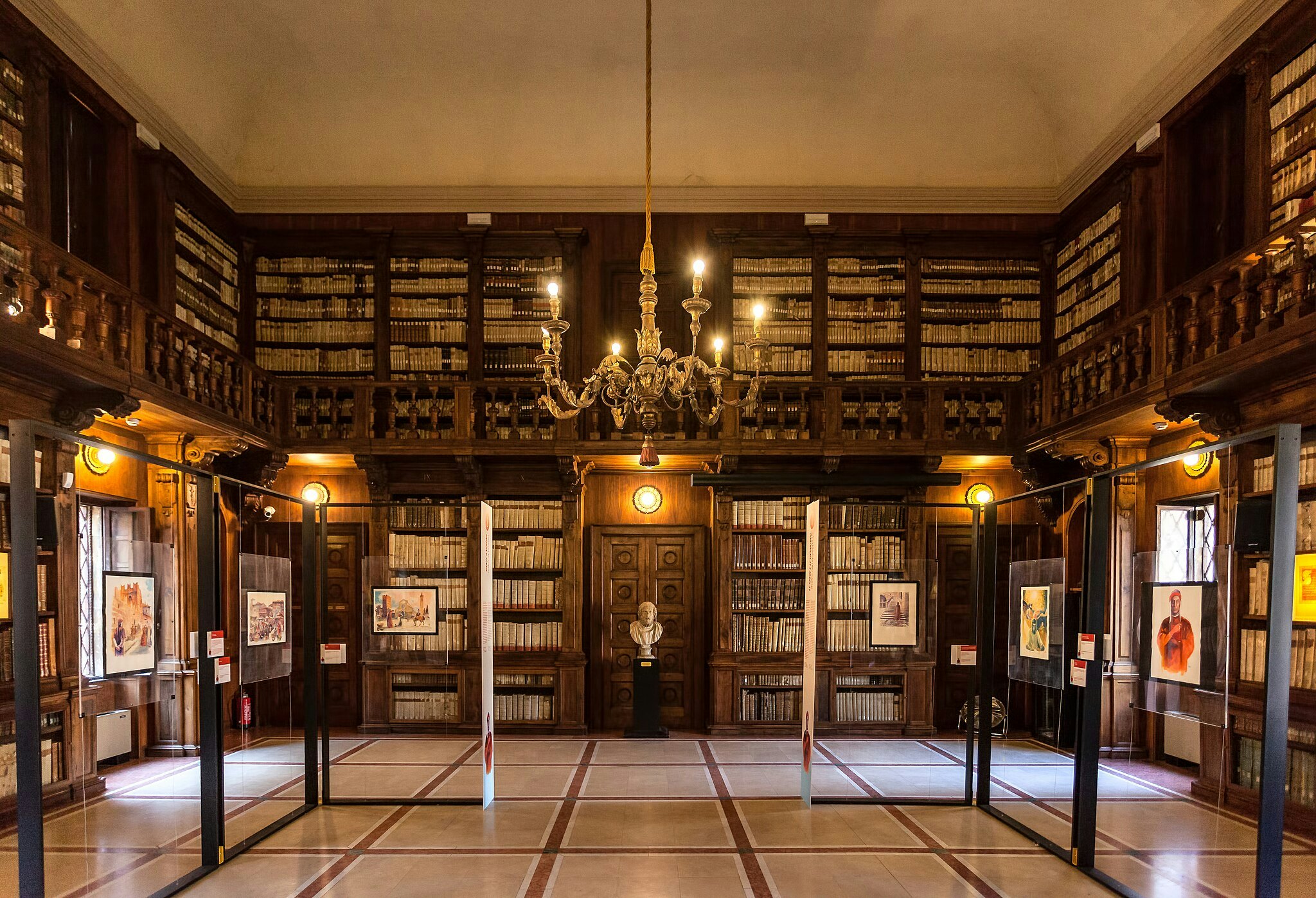 Biblioteca Capitolare di Verona Prenota i Biglietti, Tour e