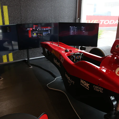 Museu Ferrari de Maranello: bilhete de entrada + Simulador de F1 - Photo 4