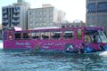 Wonder Bus Dubai bietet ein amphibisches Abenteuer zu Wasser und zu Lande, um die Sehenswürdigkeiten von Dubai auf wunderbare Weise zu entdecken.
