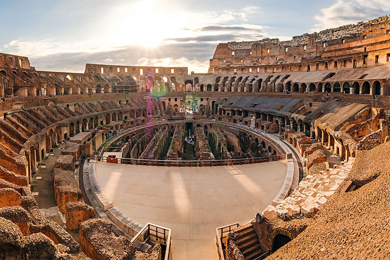 Coliseu, Arena dos Gladiadores, Fórum Romano e Colina Palatino: Visita Guiada - Acomodações em Roma